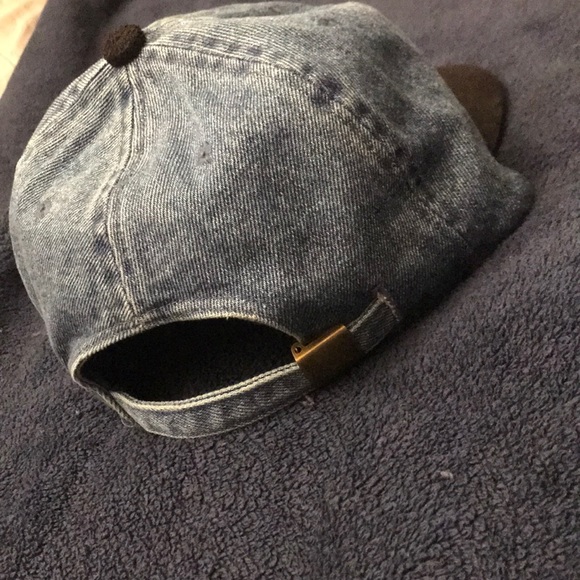 Hat - Picture 2 of 3